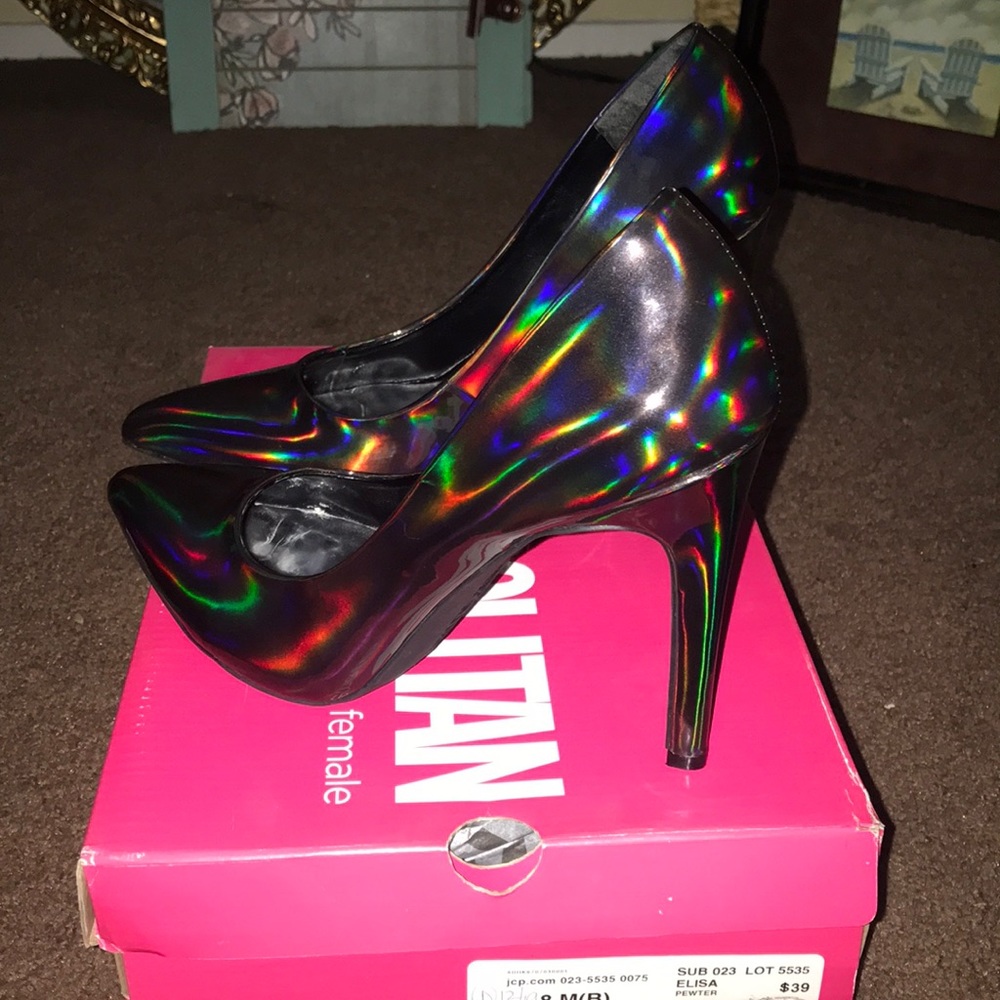 Holographic high heels shoes